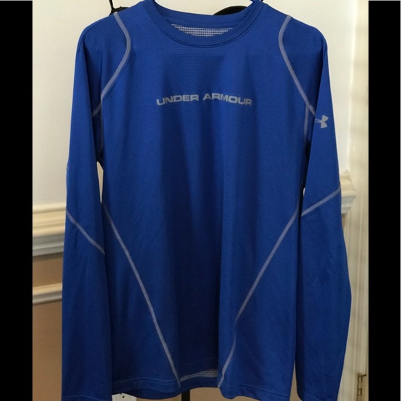 Under Armour Other - UNDER ARMOUR fitted cold gear long sleeve top